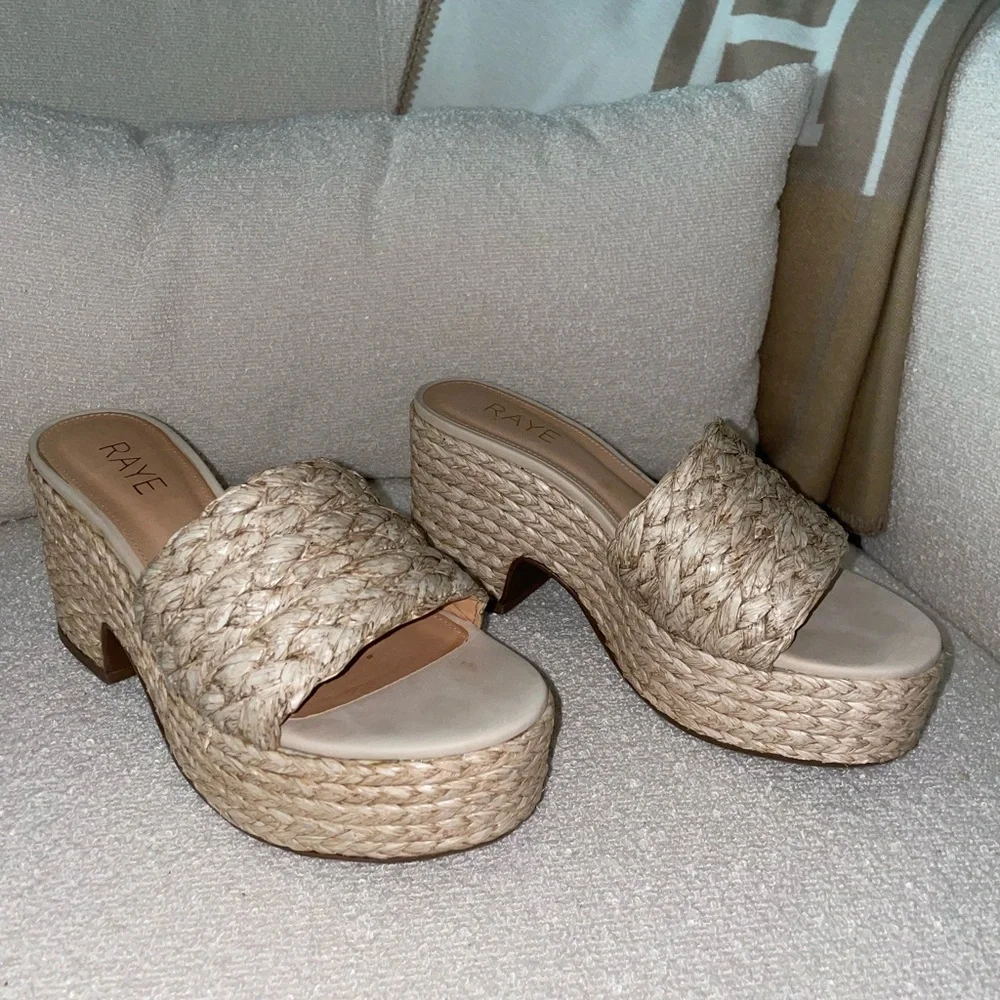 Revolve Raye‎ Gable Wedge Raffia Platform Sandal